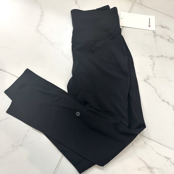 Lululemon Black Base Pace HR Tight NWT - Picture 1 of 7